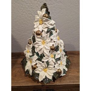 Atlantic mold, gold white poinsettia light up‎ Christmas tree ￼